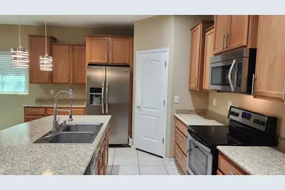 25938 W Potter Drive, Buckeye, AZ 85396 - Photo 11