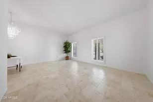 10901 W Hibiscus Dr, Sun City, AZ 85373 - Photo 9