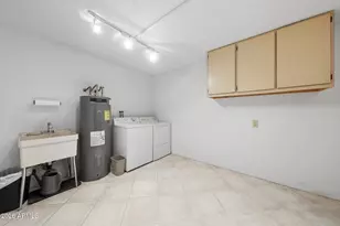 10901 W Hibiscus Dr, Sun City, AZ 85373 - Photo 33
