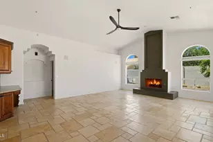 8638 E Dahlia Dr, Scottsdale, AZ 85260 - Photo 17