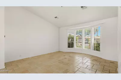 8638 E Dahlia Drive, Scottsdale, AZ 85260 - Photo 9