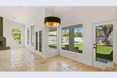 8638 E Dahlia Drive, Scottsdale, AZ 85260 - Photo 15