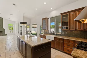 8638 E Dahlia Dr, Scottsdale, AZ 85260 - Photo 13