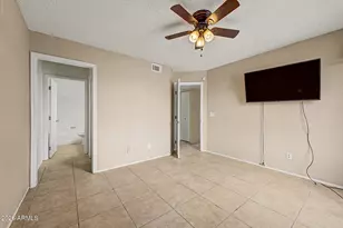 6902 W Devonshire Ave, Phoenix, AZ 85033 - Photo 17
