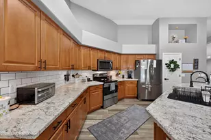 2174 S Stuart Ave, Gilbert, AZ 85295 - Photo 17
