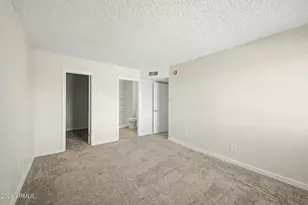 3810 N Maryvale Pkwy, Phoenix, AZ 85031 - Photo 13