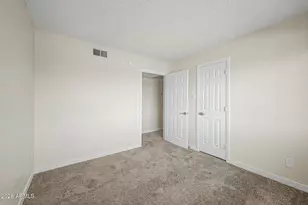 3810 N Maryvale Pkwy, Phoenix, AZ 85031 - Photo 19