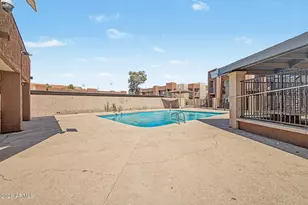 3810 N Maryvale Pkwy, Phoenix, AZ 85031 - Photo 25