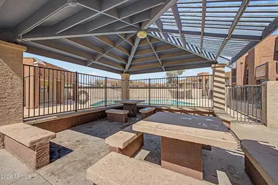 3810 N Maryvale Parkway #2016, Phoenix, AZ 85031 - Photo 27