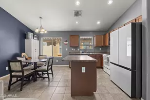 40442 W Thornberry Ln, Maricopa, AZ 85138 - Photo 9