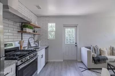 1649 E Oak Street #9, Phoenix, AZ 85006 - Photo 1