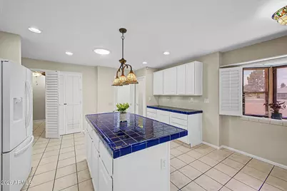 10606 W Campana Drive, Sun City, AZ 85351 - Photo 17