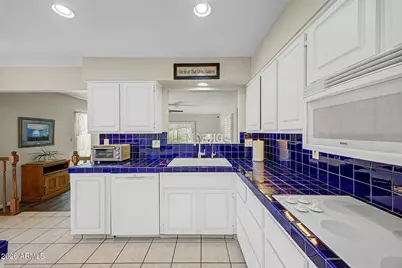 10606 W Campana Drive, Sun City, AZ 85351 - Photo 15