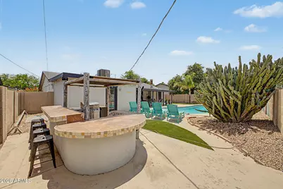 8330 E Monte Vista Road, Scottsdale, AZ 85257 - Photo 31