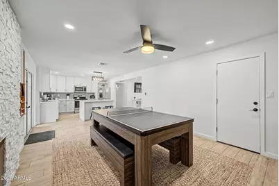 8330 E Monte Vista Road, Scottsdale, AZ 85257 - Photo 13
