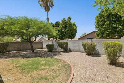 826 E Potter Drive, Phoenix, AZ 85024 - Photo 27