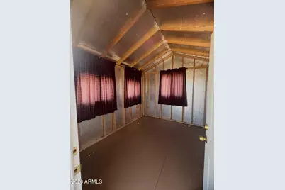 N7349 N N7349 -- #205-84-262, Saint Johns, AZ 85936 - Photo 7