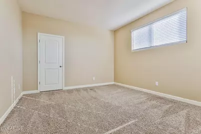 33256 N Jamie Lane, San Tan Valley, AZ 85144 - Photo 11