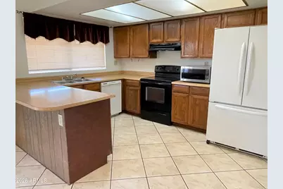4746 W Aster Drive, Glendale, AZ 85304 - Photo 7