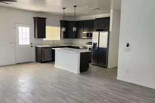 13905 S Avalon Rd, Arizona City, AZ 85123 - Photo 3