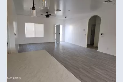 13905 S Avalon Road, Arizona City, AZ 85123 - Photo 5