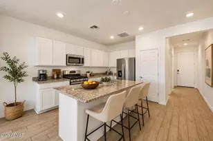 5722 W Getty Dr, Phoenix, AZ 85043 - Photo 17