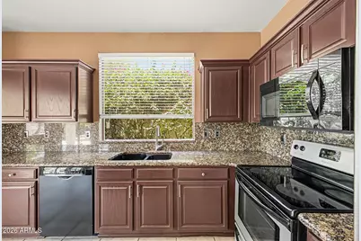 10767 W Citrus Grove Way, Avondale, AZ 85392 - Photo 7