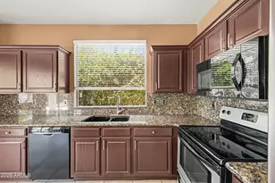 10767 W Citrus Grove Way, Avondale, AZ 85392 - Photo 7