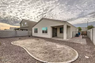 2077 N 213th Dr, Buckeye, AZ 85396 - Photo 11