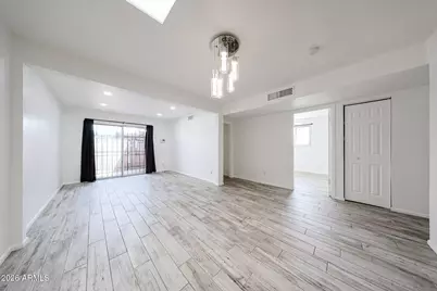 2501 N 22nd Drive, Phoenix, AZ 85009 - Photo 5