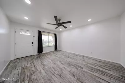 2501 N 22nd Drive, Phoenix, AZ 85009 - Photo 21