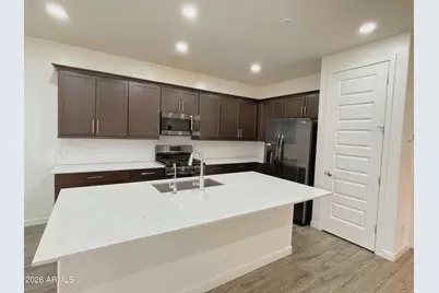 17155 N 9th Place, Phoenix, AZ 85022 - Photo 9