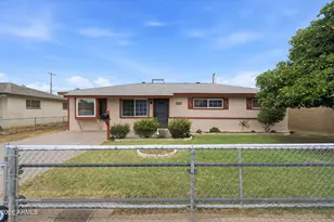 3814 W Mulberry Dr, Phoenix, AZ 85019 - Photo 1