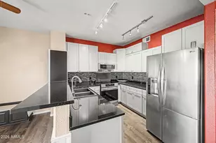 920 E Devonshire Ave, Phoenix, AZ 85014 - Photo 11