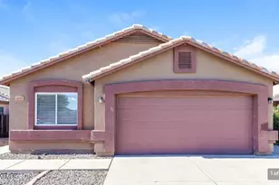 3215 W Salter Dr, Phoenix, AZ 85027 - Photo 1