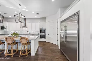 3829 E Crittenden Ln, Phoenix, AZ 85018 - Photo 23