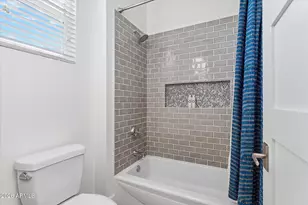 3829 E Crittenden Ln, Phoenix, AZ 85018 - Photo 45