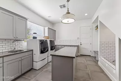 3829 E Crittenden Lane, Phoenix, AZ 85018 - Photo 29