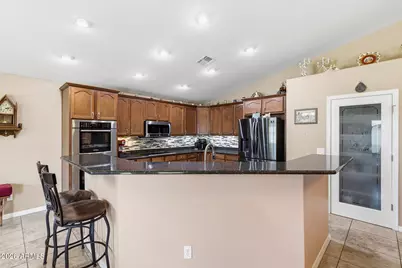 629 W Desert Valley Drive, San Tan Valley, AZ 85143 - Photo 13
