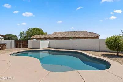 629 W Desert Valley Drive, San Tan Valley, AZ 85143 - Photo 23