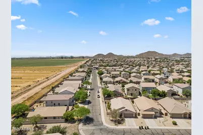 629 W Desert Valley Drive, San Tan Valley, AZ 85143 - Photo 25