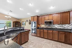 629 W Desert Valley Dr, San Tan Valley, AZ 85143 - Photo 15