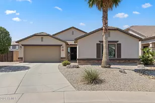 629 W Desert Valley Dr, San Tan Valley, AZ 85143 - Photo 3