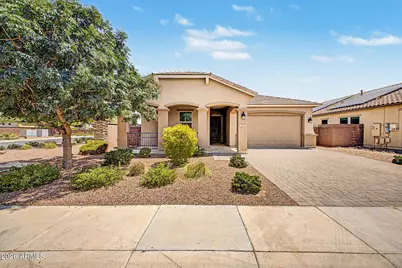 1315 W Alpine Tree Avenue, San Tan Valley, AZ 85140 - Photo 1