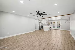 1802 N 58th Dr, Phoenix, AZ 85035 - Photo 5