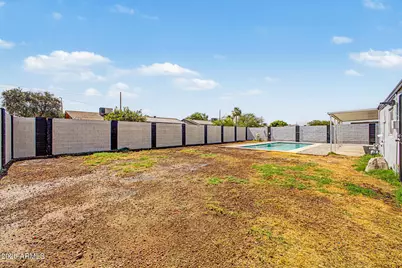 1802 N 58th Drive, Phoenix, AZ 85035 - Photo 19
