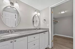 5102 N 31st Pl, Phoenix, AZ 85016 - Photo 15