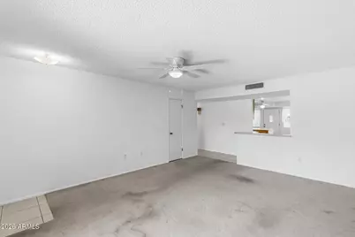 10339 W Prairie Hills Circle, Sun City, AZ 85351 - Photo 15