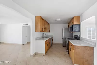 3941 E Emile Zola Avenue, Phoenix, AZ 85032 - Photo 5