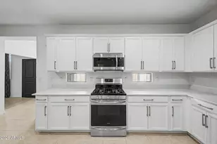 12431 W State Ave, Glendale, AZ 85307 - Photo 7